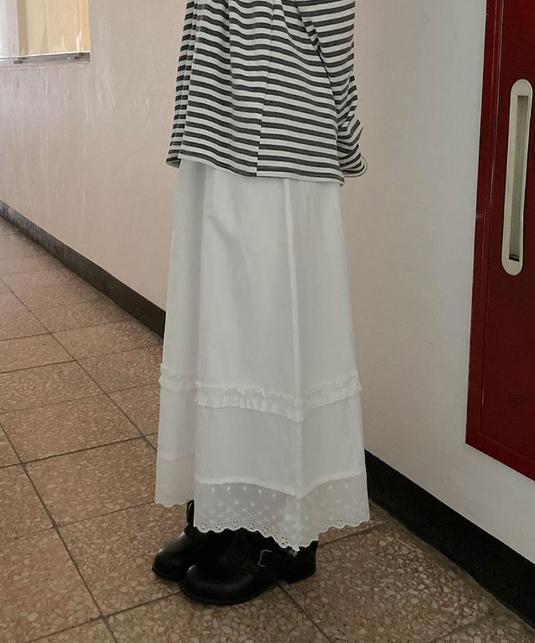 제크 프릴 레이스 밴딩 펀칭 롱 플레어 스커트 데이트룩 벚꽃룩 벚꽃 봄신상 화이트