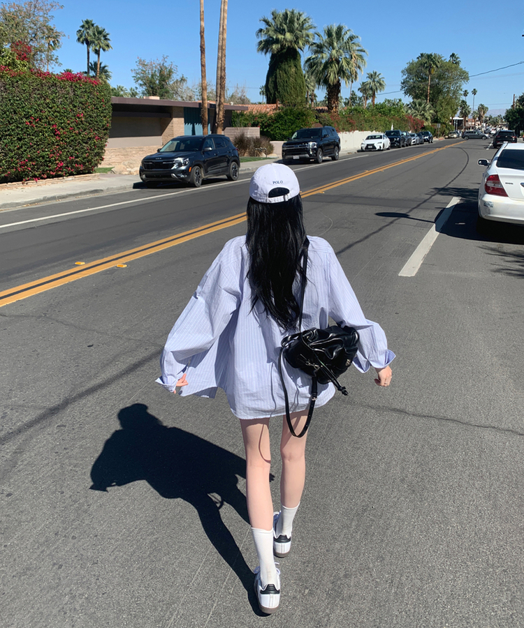 레크 스트라이프 셔츠 남방 포켓 오버핏 단가라 데일리룩 캐주얼룩 개강룩 출근룩 레이어드 사계절템 봄신상봄코디 소라