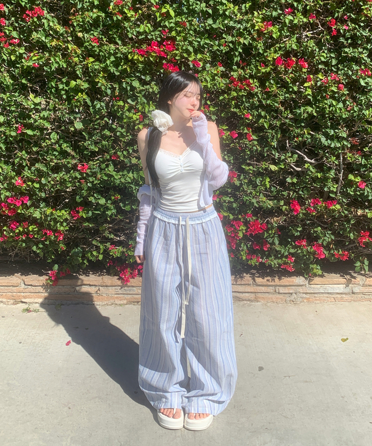 핀트 스트라이프 프릴 와이드 팬츠 레이스 밴딩 바지 끈조절 리본 롱팬츠 하체커버 하비추천 체형커버 데일리룩 봄신상봄팬츠 소라