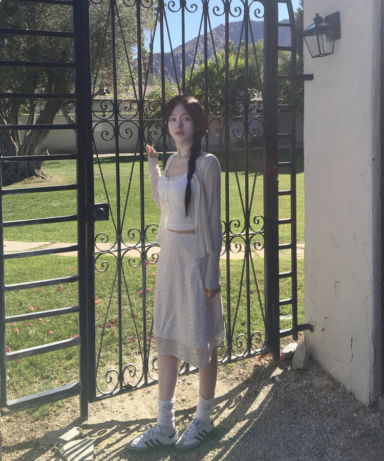 미하 플라워 미디 스커트 치마 시스루 레이어드 밴딩 데이트룩 벚꽃룩 빈티지 모리걸 체형커버 하체커버 하비추천 봄신상봄코디봄스커트 아이보리