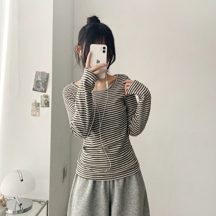 Uネックボーダーラウンド長袖Tシャツ KHAKI