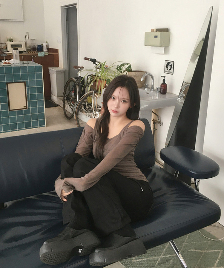 【SET】ウールVネックキャミソール 長袖Tシャツ BROWN