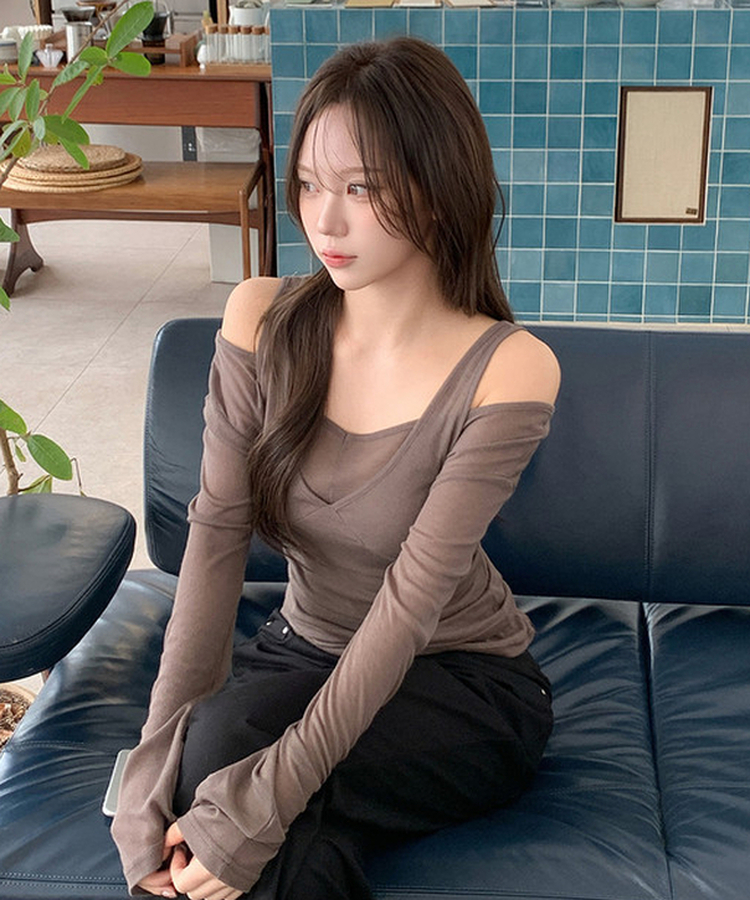 【SET】ウールVネックキャミソール 長袖Tシャツ BROWN