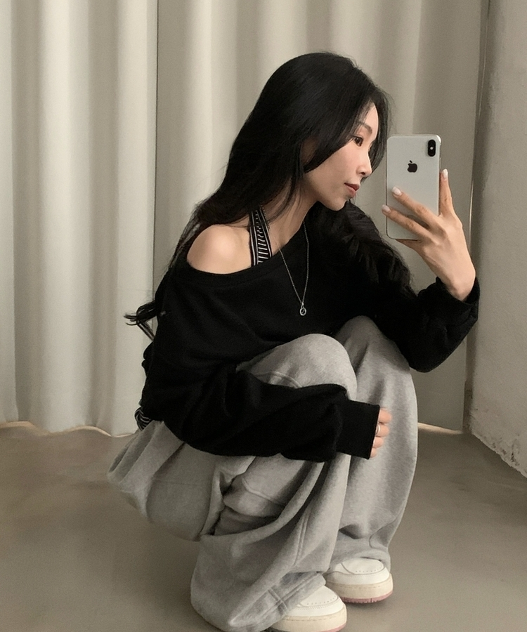 【SET】ストライプホルターキャミソール ワンショルダートレーナー BLACK