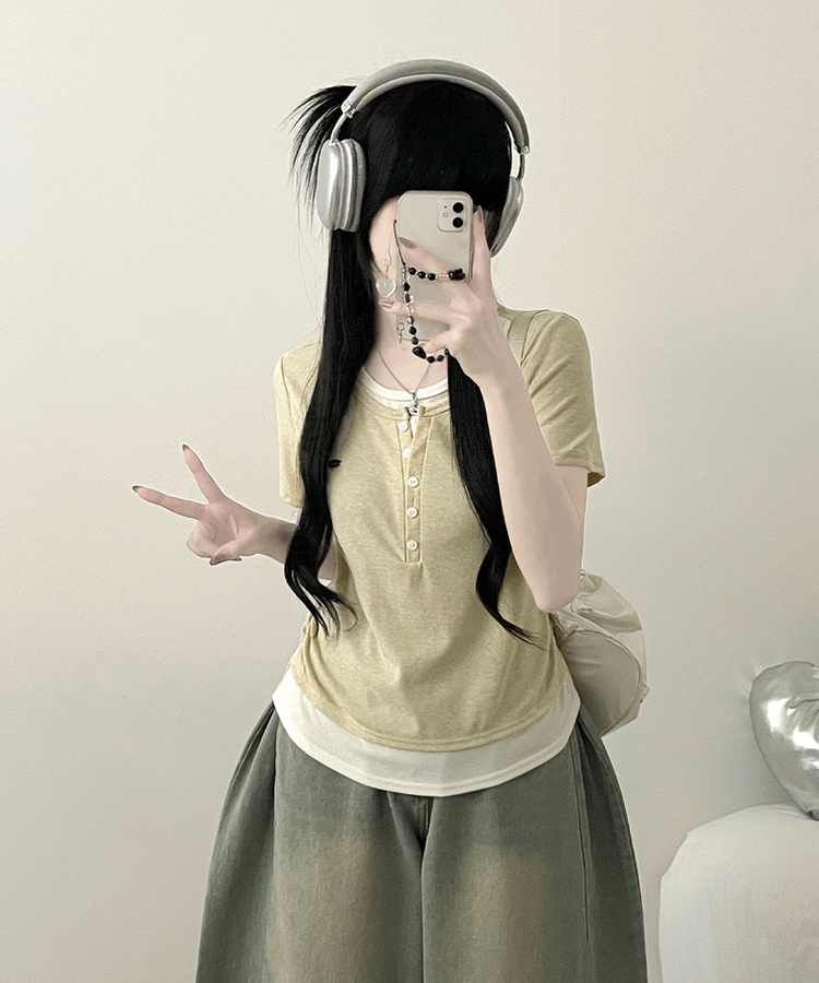 베리와펜버튼배색나시레이어드셔링반팔티 베이지