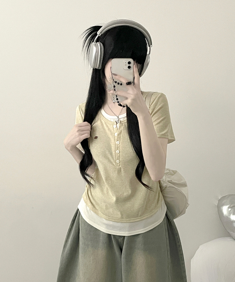 베리와펜버튼배색나시레이어드셔링반팔티 베이지