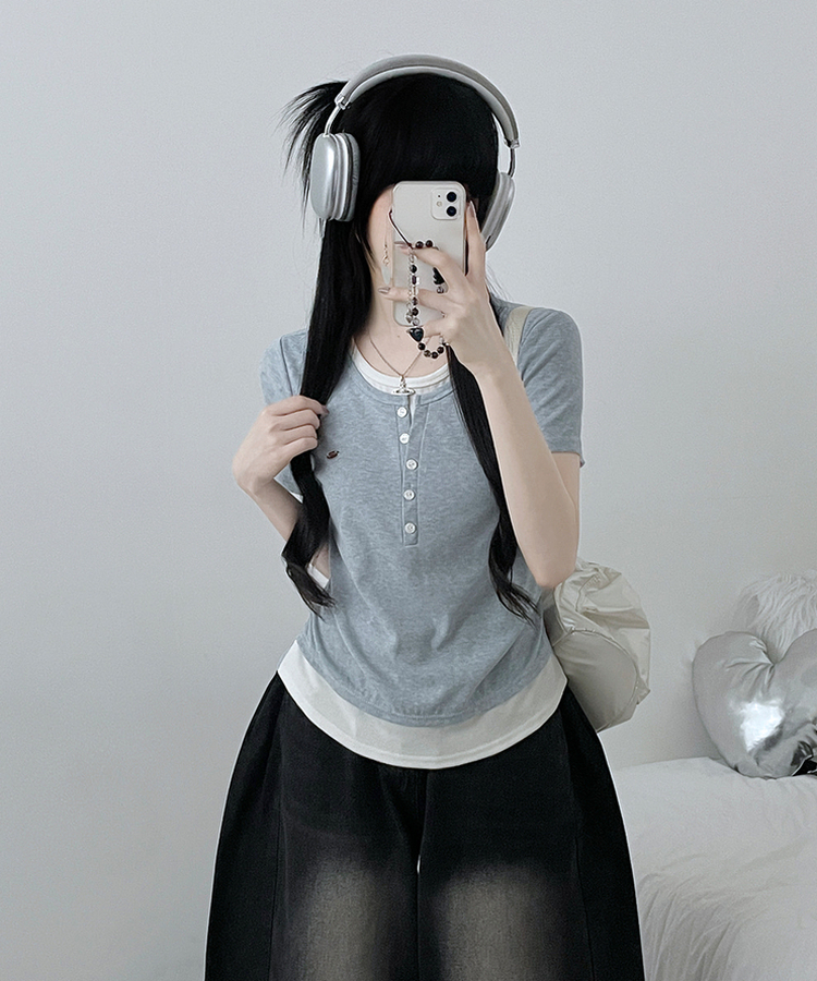 베리와펜버튼배색나시레이어드셔링반팔티 소라