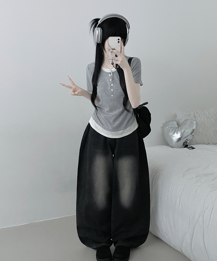 베리와펜버튼배색나시레이어드셔링반팔티 회색