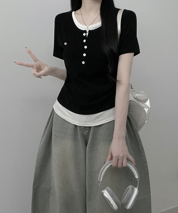 베리와펜버튼배색나시레이어드셔링반팔티 검정