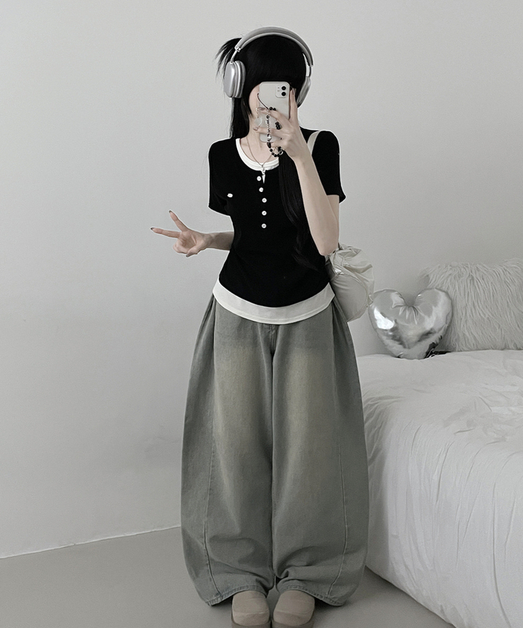 베리와펜버튼배색나시레이어드셔링반팔티 검정