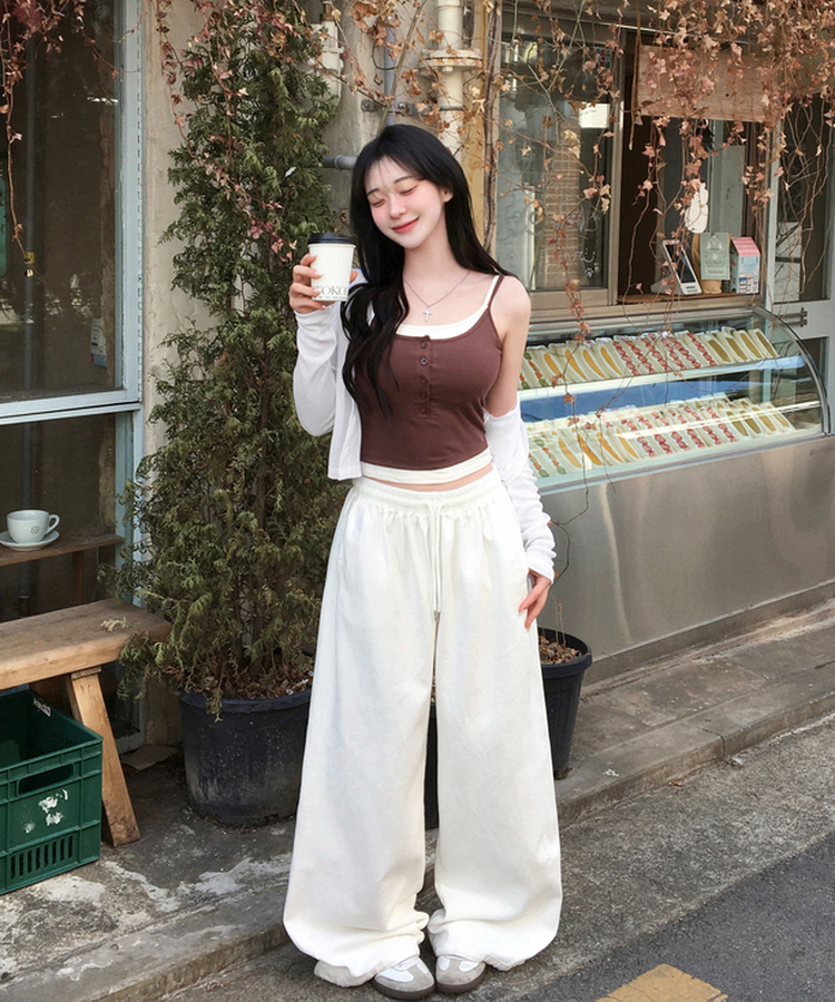 케이즈 단추 일체형 캡나시 민소매 슬리브리스 끈나시 골지 슬림핏 허리잘록핏 레이어드 캐주얼 데일리 봄신상봄나시 브라운