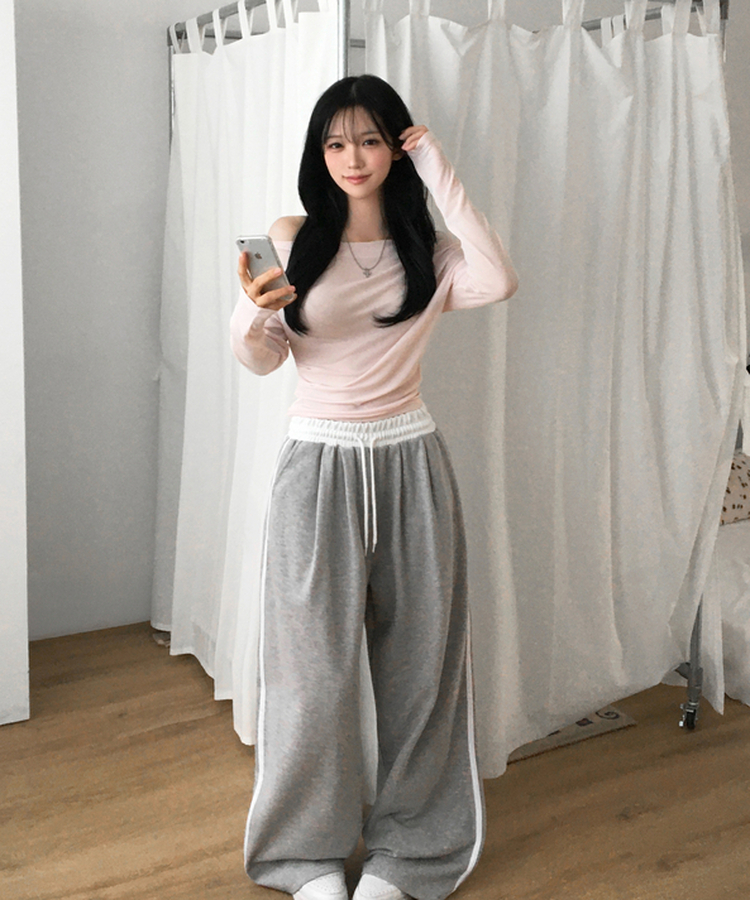 피젠 드레이프 오프숄더 티셔츠 긴팔 원숄더 핀턱 셔링 쫀쫀 여리 페미닌 러블리 데이트룩 말라핏 꾸안꾸 레이어드 봄신상간절기티셔츠 핑크