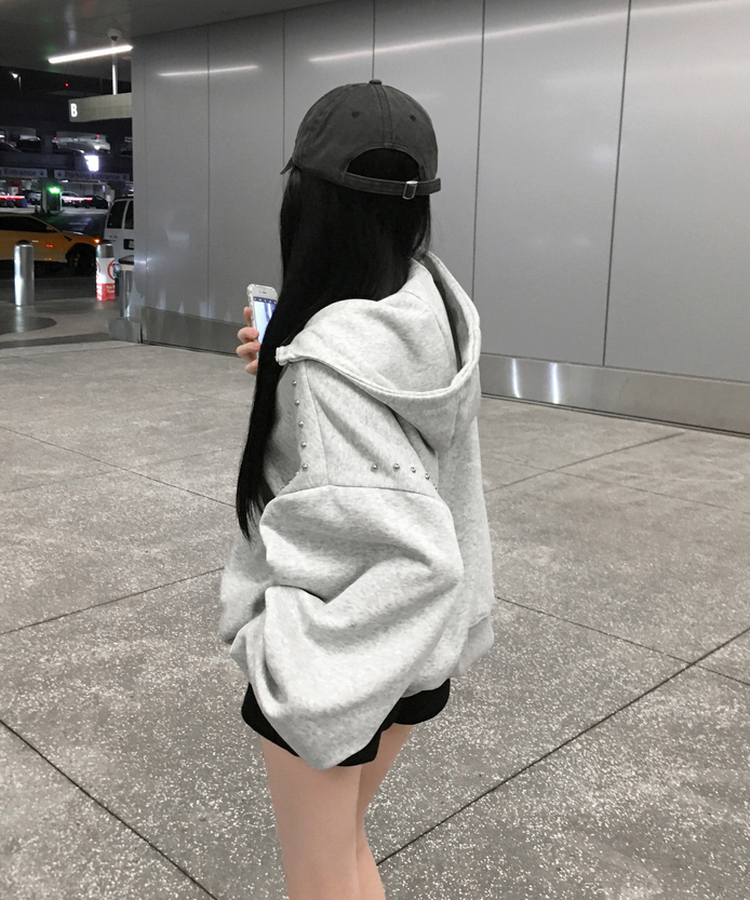 スタッズフードジップアップ GREY