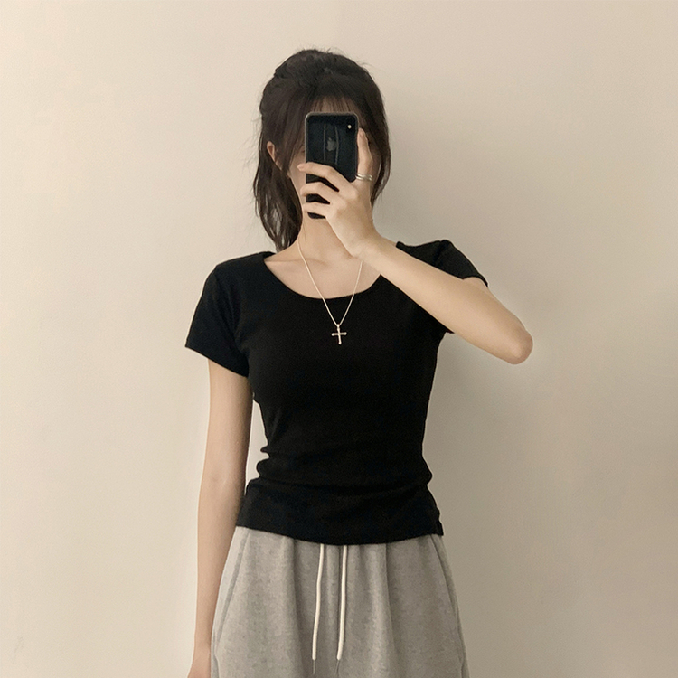 [여름필수/살빠진핏!] 쫀~득한 소재감의, 모찌 라운드 무지 봄 여름 세미 크롭 반팔 티셔츠 베이직 반팔티 허리잘록 상의 5color 블랙