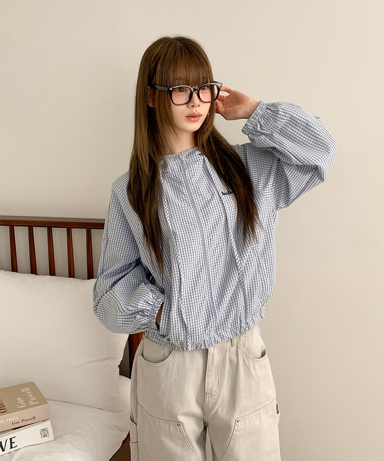 チェック刺繍フードウインドブレーカー SKY BLUE