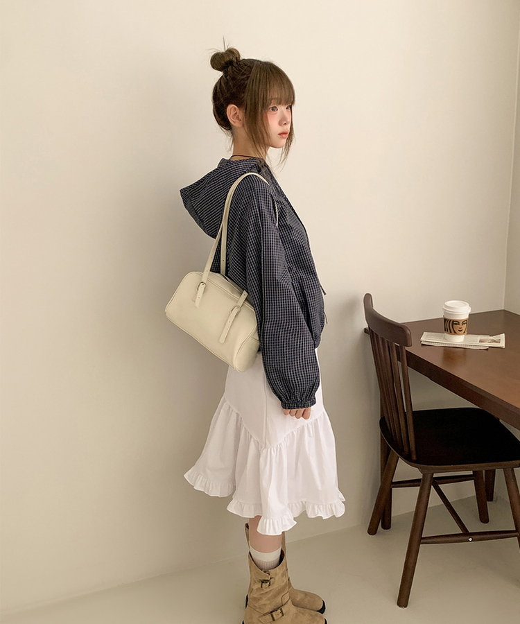 チェック刺繍フードウインドブレーカー NAVY