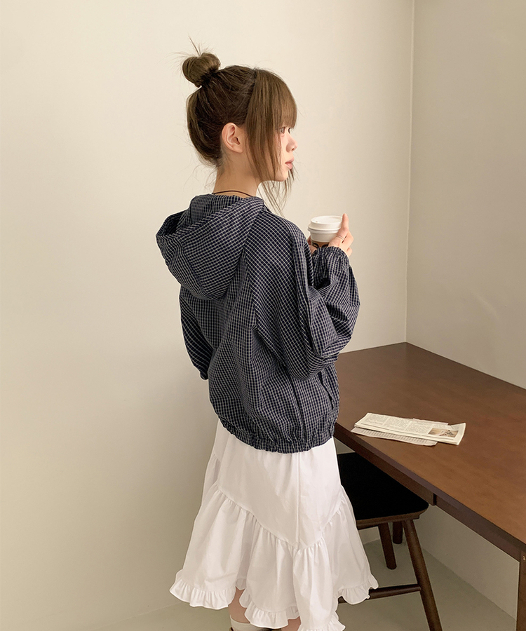 チェック刺繍フードウインドブレーカー NAVY