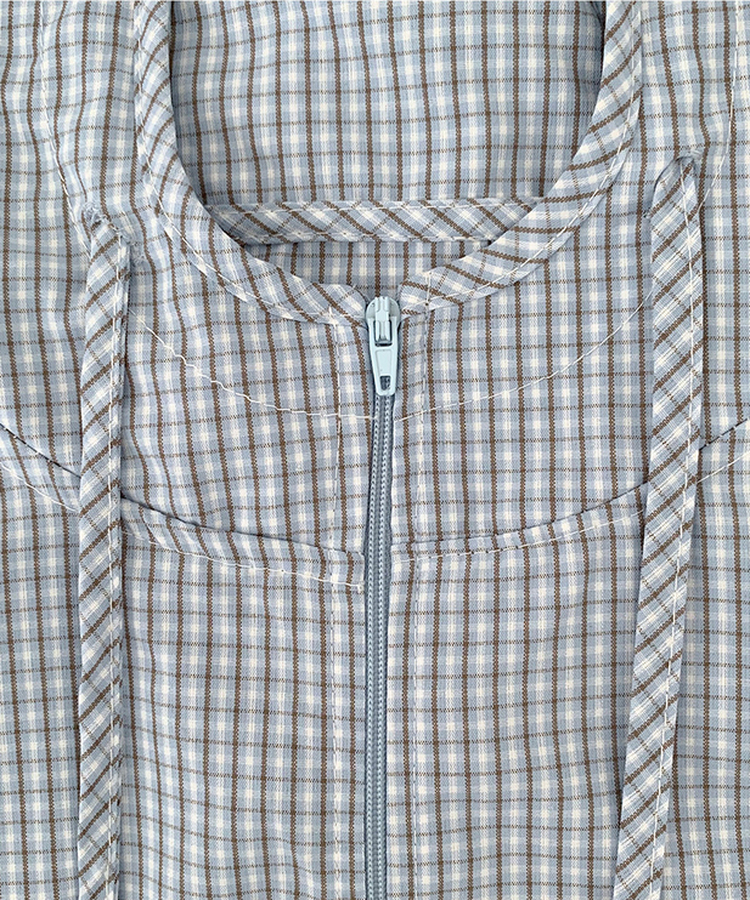 チェック刺繍フードウインドブレーカー