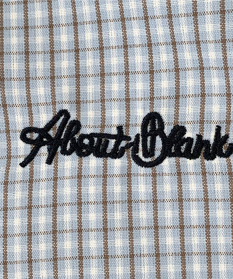 チェック刺繍フードウインドブレーカー