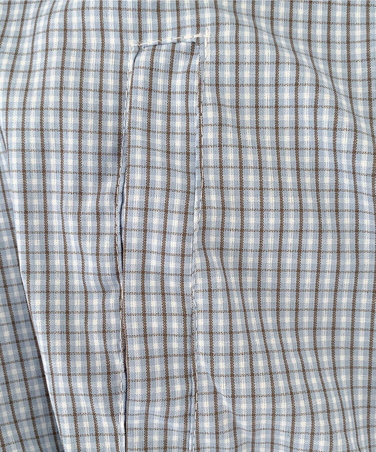 チェック刺繍フードウインドブレーカー