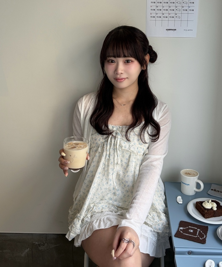 잔꽃 프릴 리본 나시탑 소라