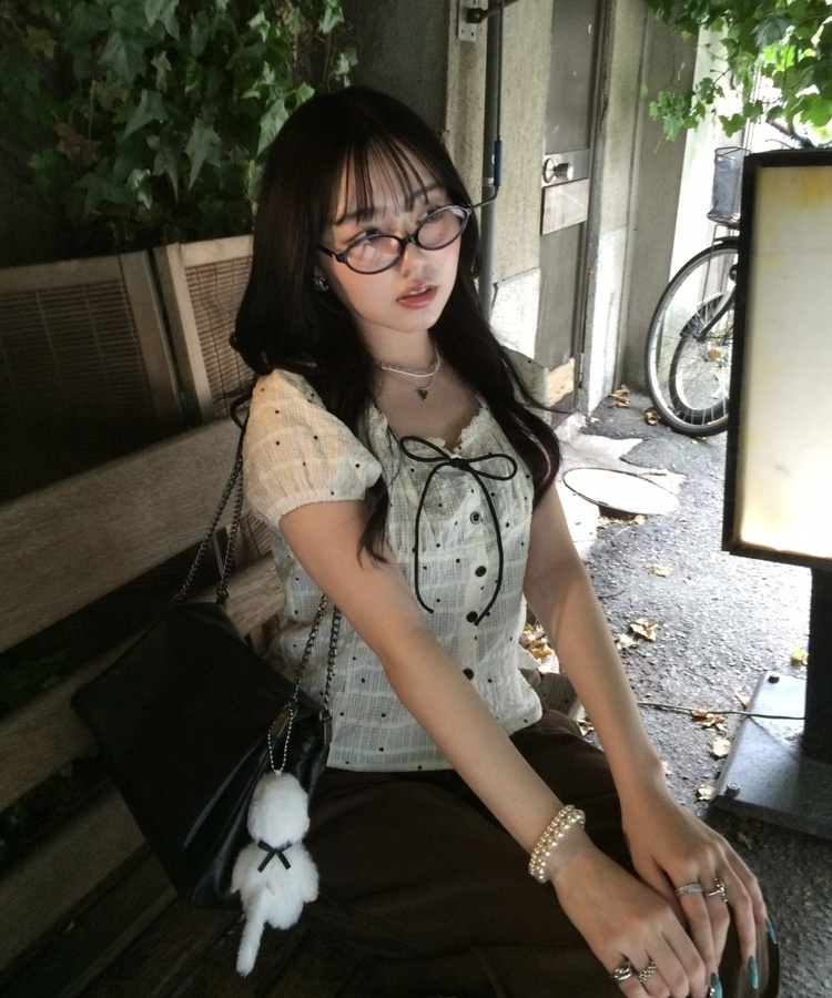 ドットリボンシャーリングブラウス CREAM