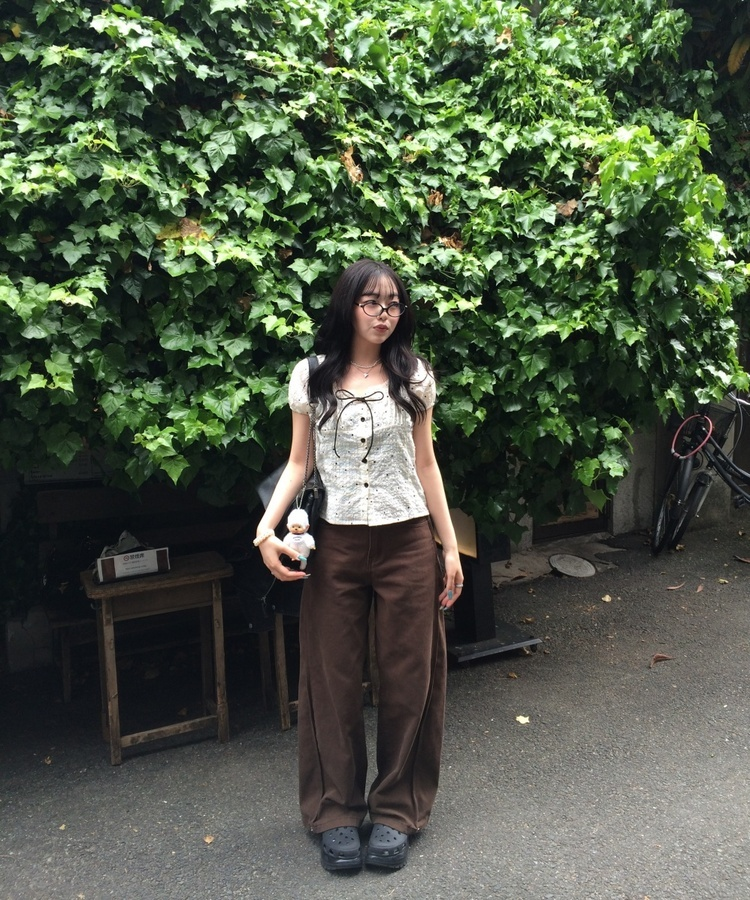 ドットリボンシャーリングブラウス CREAM