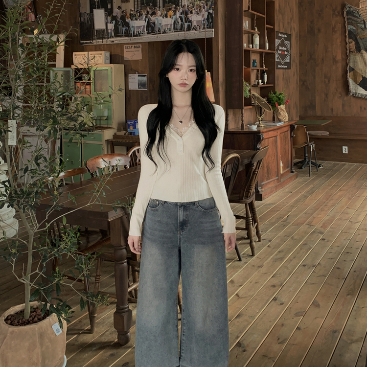 부드러워요 레이스 브이넥 버튼 슬림핏 골지 긴팔니트 화이트