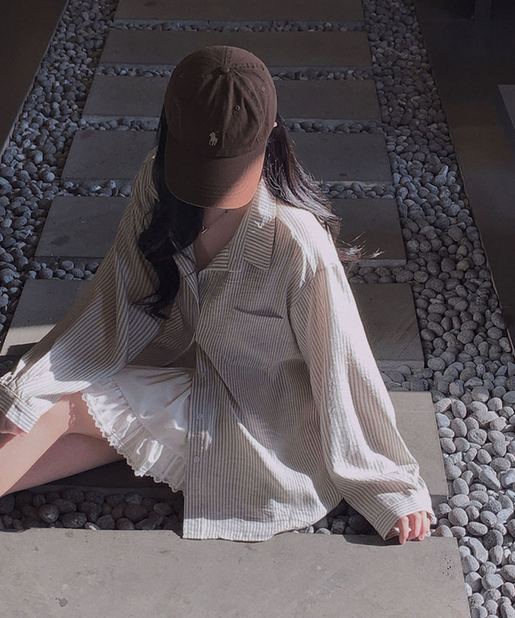 빙그레 투웨이 옆단추 스트라이프 루즈핏 셔츠 남방 아이보리