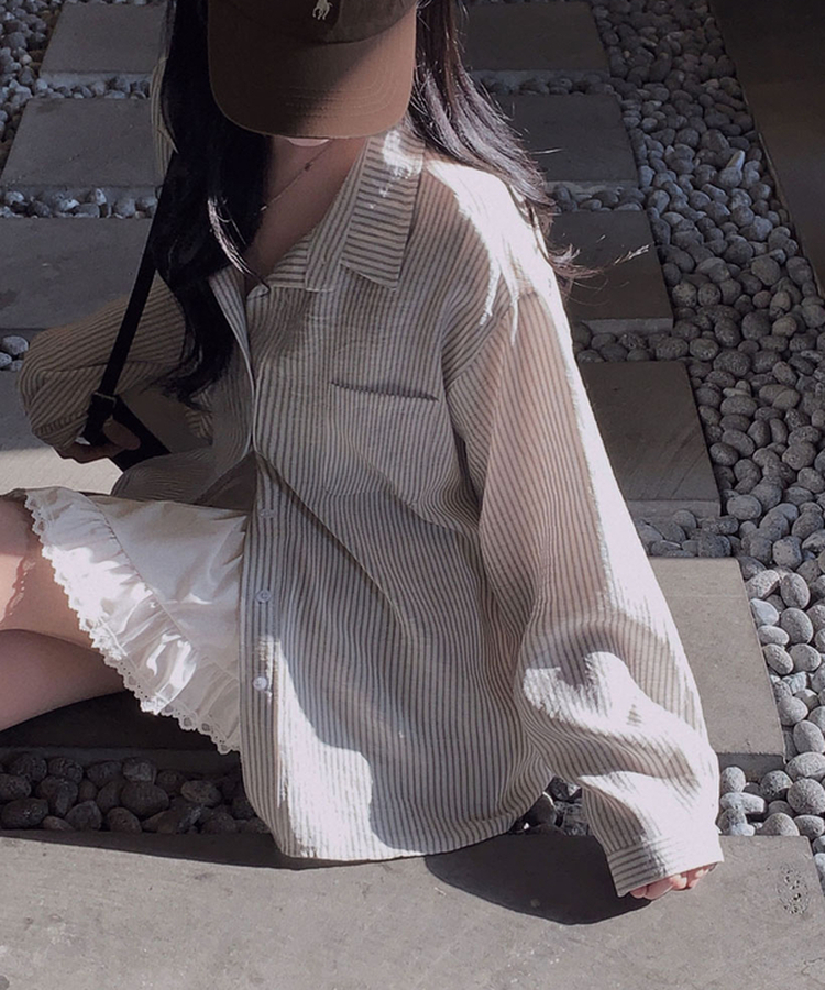 빙그레 투웨이 옆단추 스트라이프 루즈핏 셔츠 남방 아이보리