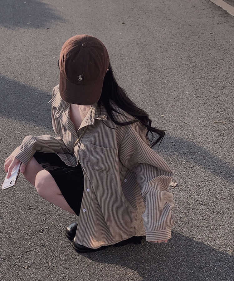 빙그레 투웨이 옆단추 스트라이프 루즈핏 셔츠 남방 브라운