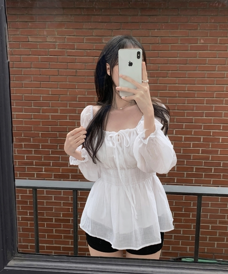 リボンシャーリングフレアブラウス IVORY