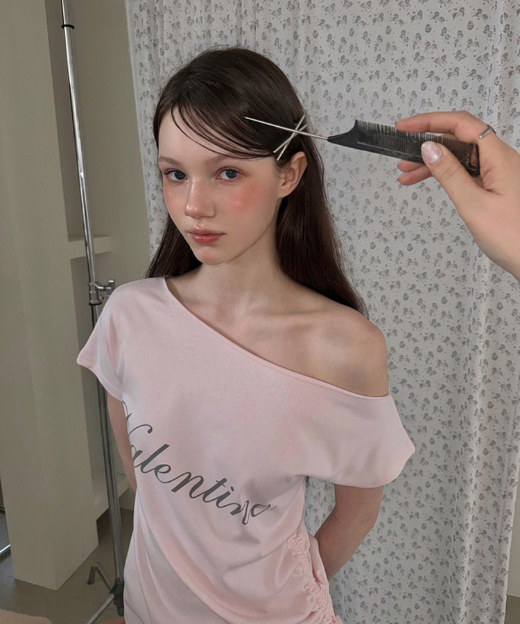 オフショルダーシャーリング半袖Tシャツ(5color) PINK