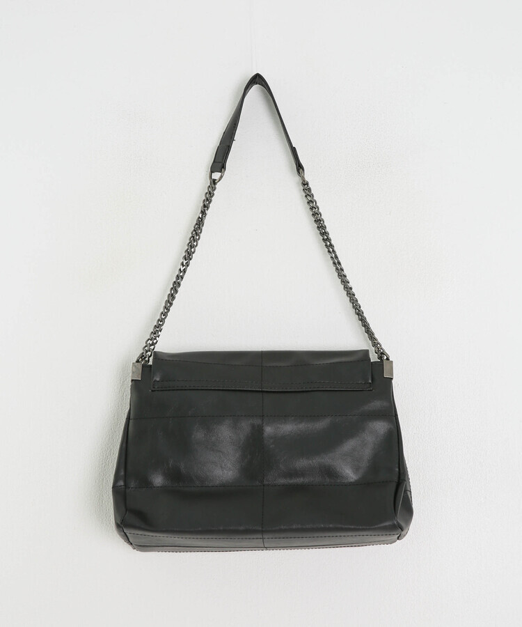 モードチェーンショルダーバッグ