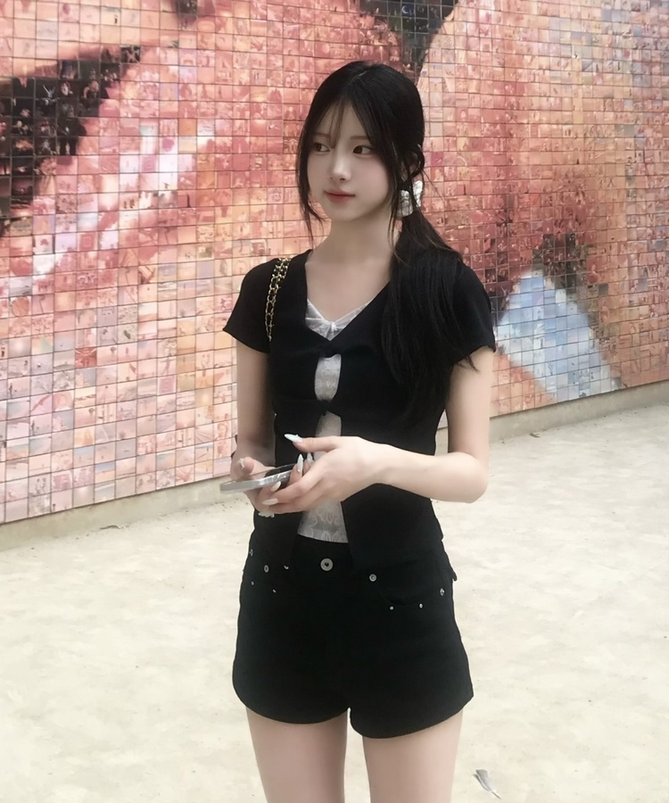 레이스 레이어드 반팔 티셔츠 블랙