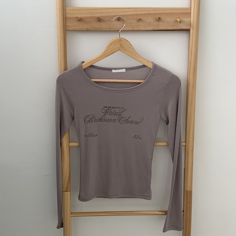 デイリーレタリング長袖Tシャツ