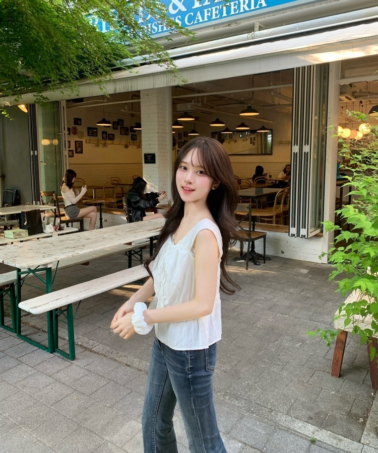 러블리 나시블라우스 화이트