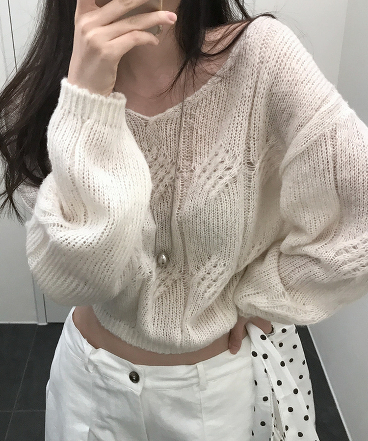 Vネックシースルーニット LIGHT BEIGE