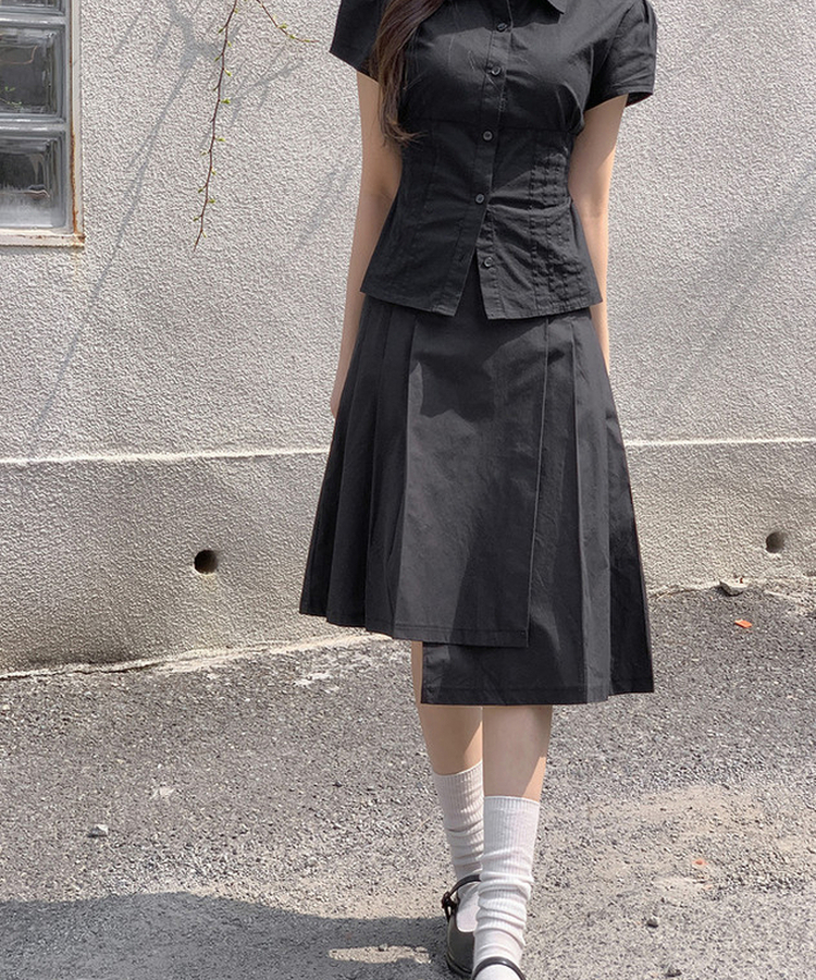 プリーツミディスカート BLACK