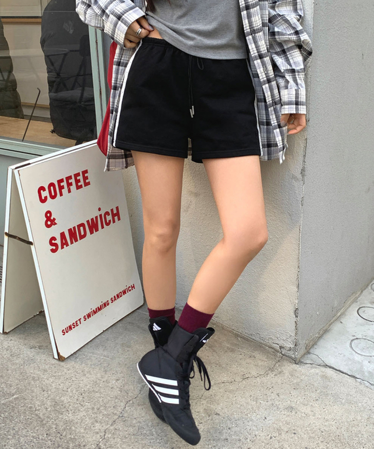 レーストラックラインショートパンツ BLACK