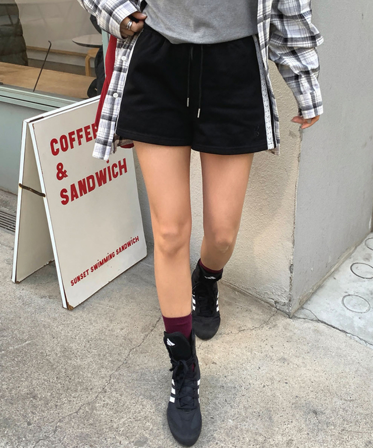 レーストラックラインショートパンツ BLACK