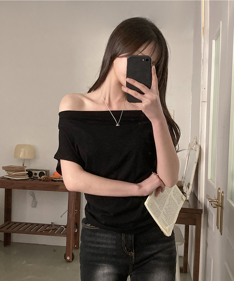 オフショルダードレープ半袖Tシャツ BLACK
