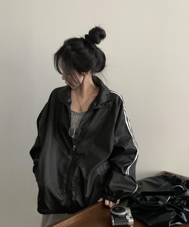 밀런 고프코어 배색 나일론 바람막이 집업점퍼 5color 블랙