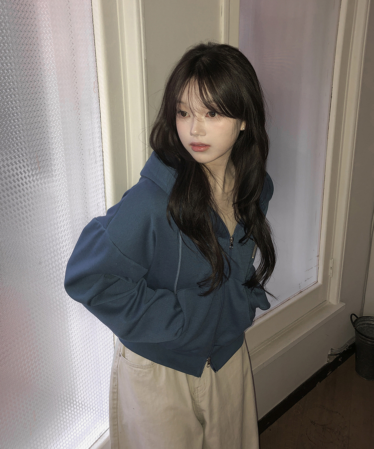 オーバーフィット長袖フードジップアップ BLUE