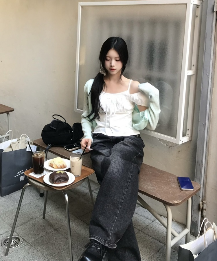 레이스 리본 탑 화이트