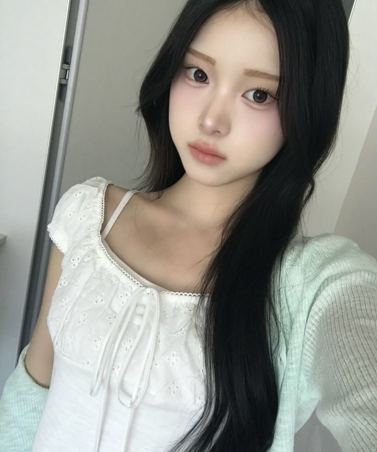 레이스 리본 탑 화이트