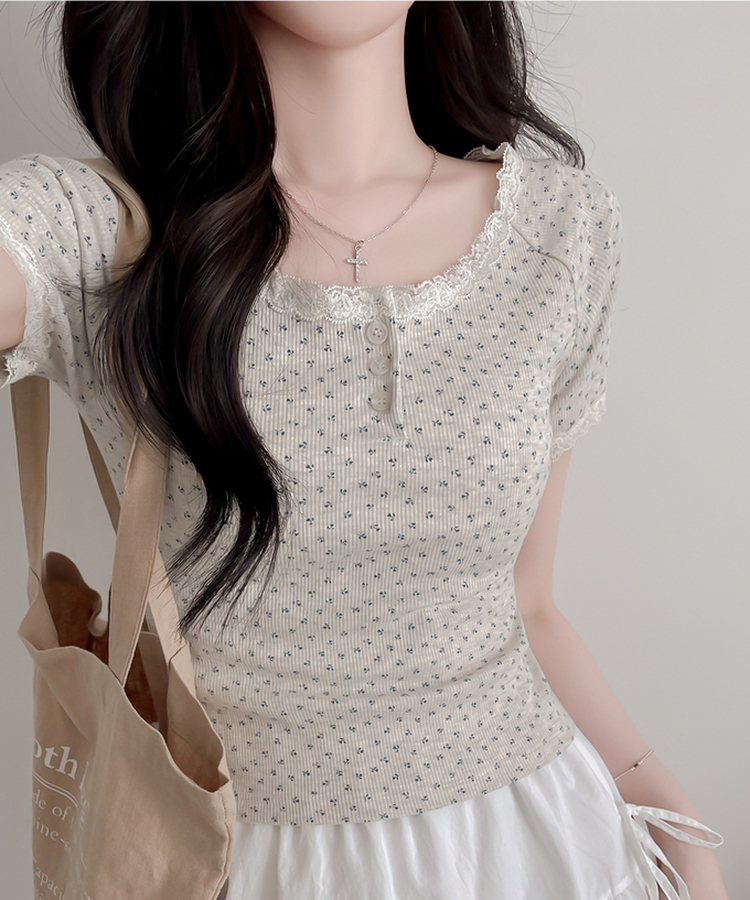 小花柄ボタン半袖Tシャツ OATMEAL