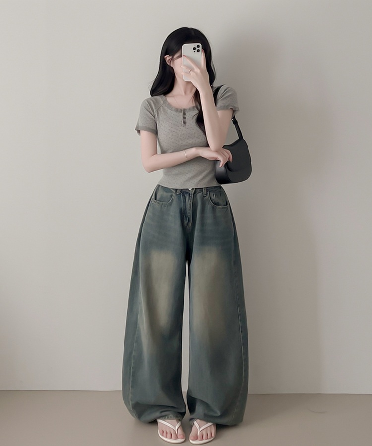 小花柄ボタン半袖Tシャツ GREY