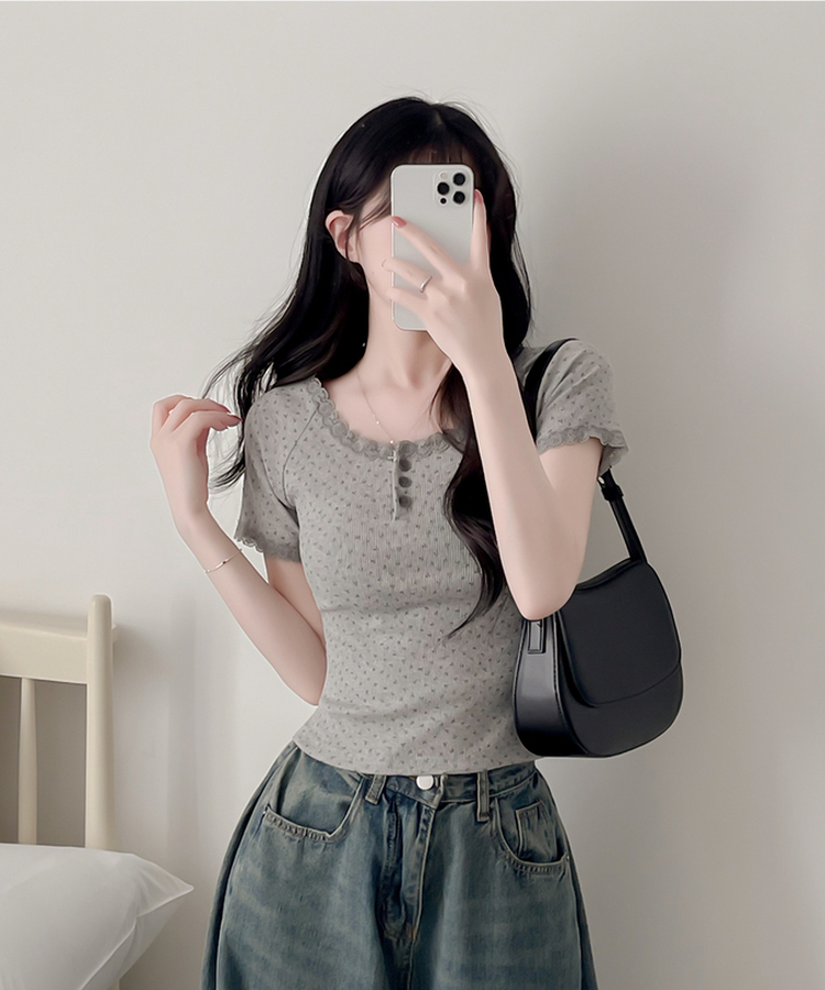 小花柄ボタン半袖Tシャツ GREY