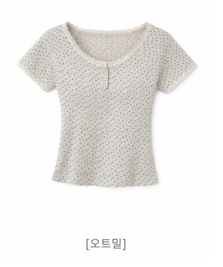 小花柄ボタン半袖Tシャツ